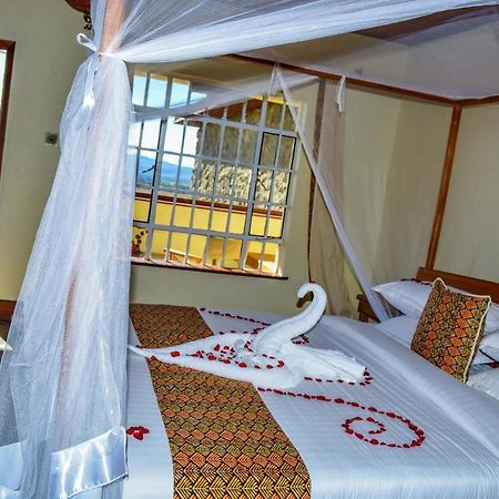 Mwanzo Lodge Найваша Экстерьер фото